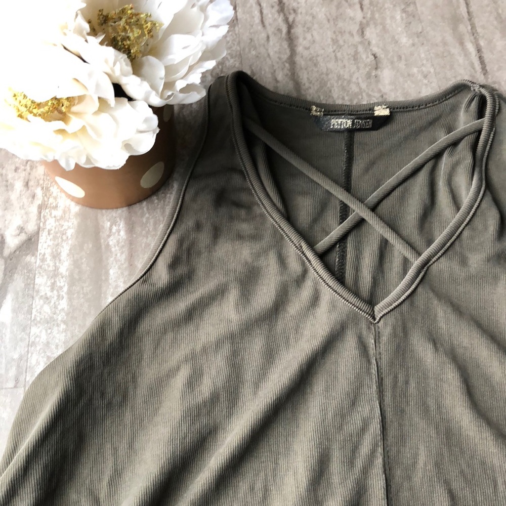 EVEREVE Criss Cross Tank